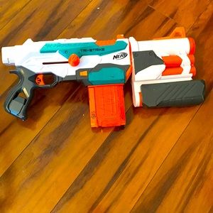 Nerf tri plus front no top or back